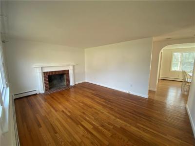 38 Eisenhower Place, South Kingstown, Rhode Island 02879, USA