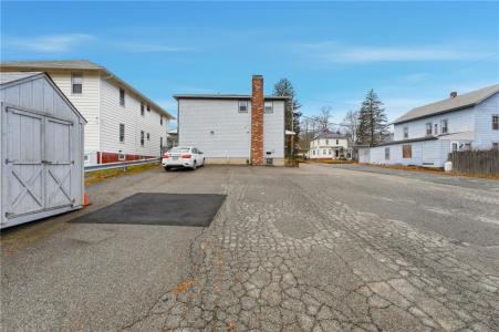 1060 Main Street, West Warwick, Rhode Island 02893, USA