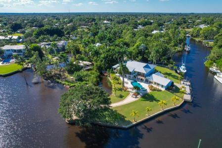 659 SW Bittern Street, Four Rivers, Palm City, フロリダ 34990, アメリカ合衆国