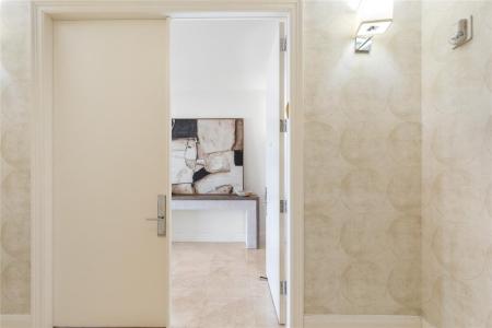 20201 E Country Club Dr 706, Aventura, フロリダ 33180, アメリカ合衆国