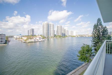 301 174th St 503, Sunny Isles Beach, Florida 33160, USA