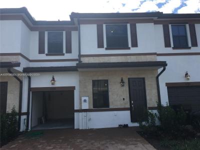 3388 W 100th Ter, Hialeah, Florida 33018, USA