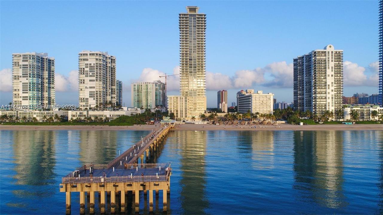 16699 Collins Ave 2408, Sunny Isles Beach, Florida 33160, Stati Uniti