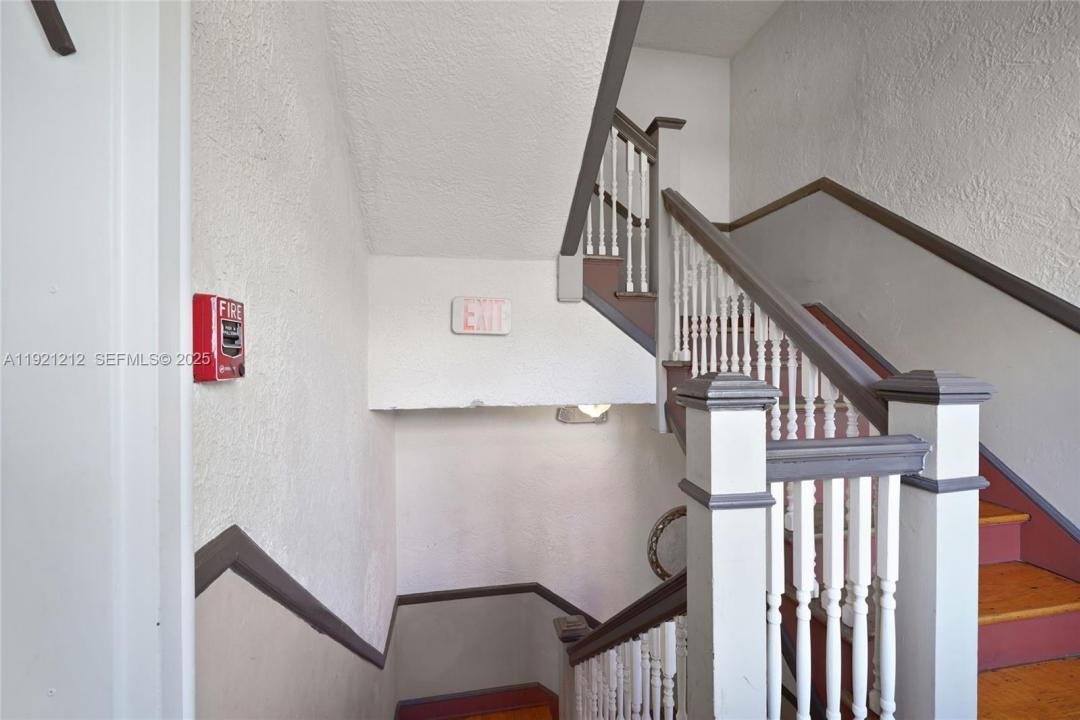 2870 Pine Tree Dr 3, Miami Beach, فلوريدا 33140, الولايات المتحدة