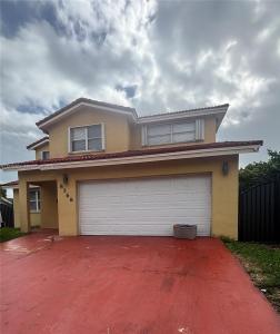 8568 SW 211th Ter 8576, Cutler Bay, Florida 33189, USA