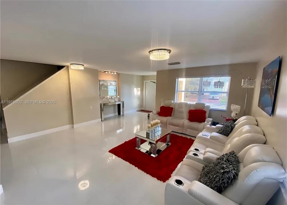 8568 SW 211th Ter 8576, Cutler Bay, Florida 33189