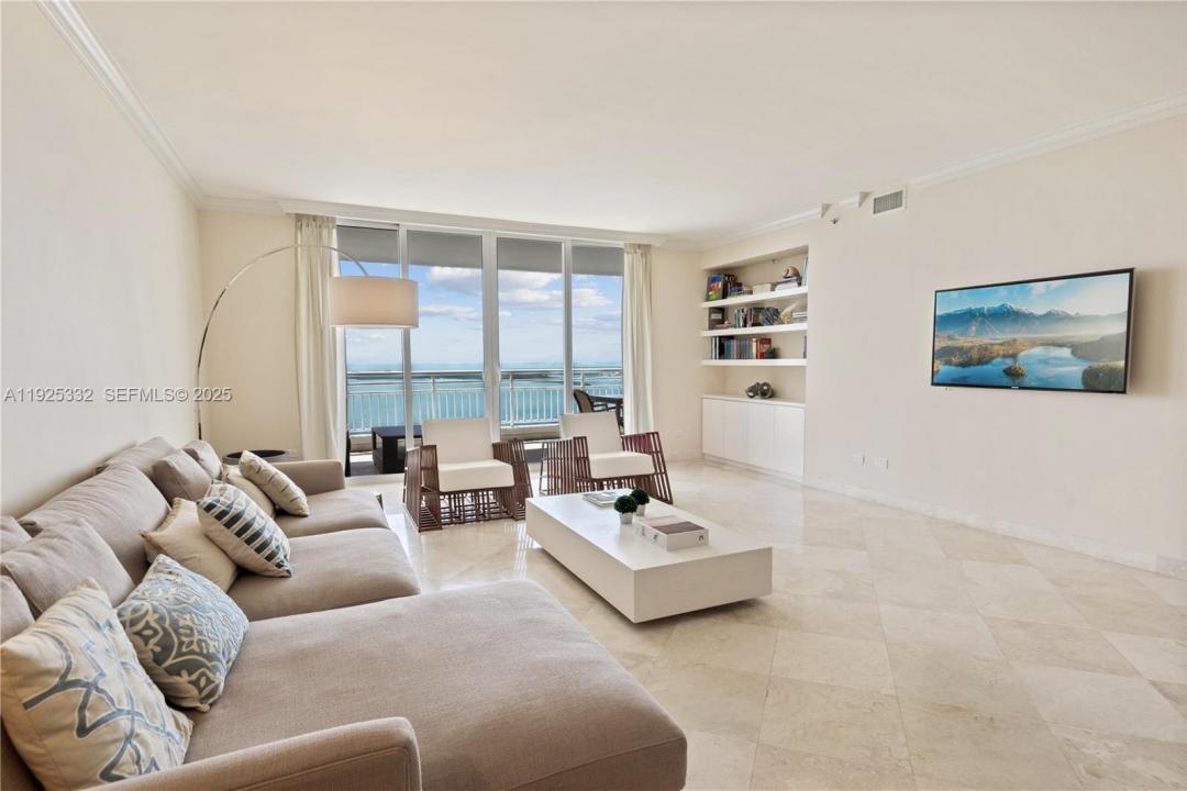 808 Brickell Key Dr 3304, Miami, Florida 33131