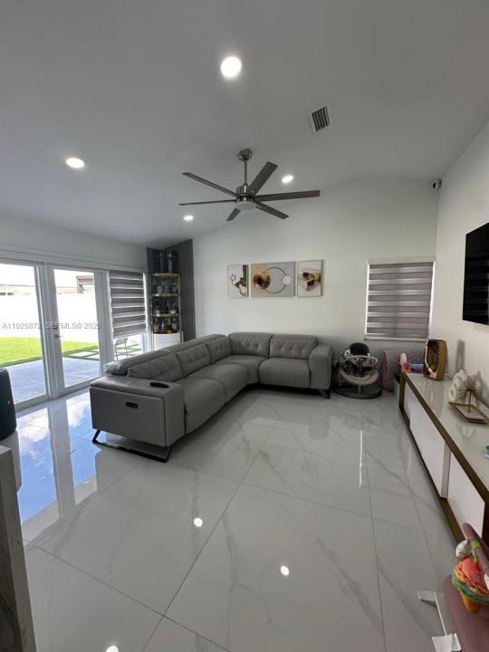 14631 SW 162nd St, Miami, فلوريدا 33177, الولايات المتحدة