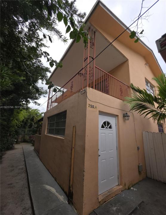 250 NW 63rd Ct 2, Miami, Floride 33126, États-Unis