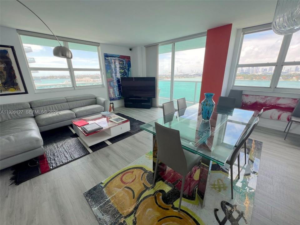 650 West Ave 1001, Miami Beach, פלורידה 33139, ארצות הברית של אמריקה