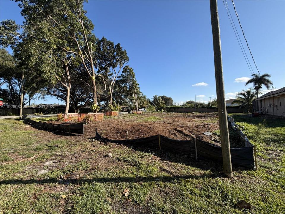 2830 NW 118th Ave, Plantation, Florida 33323