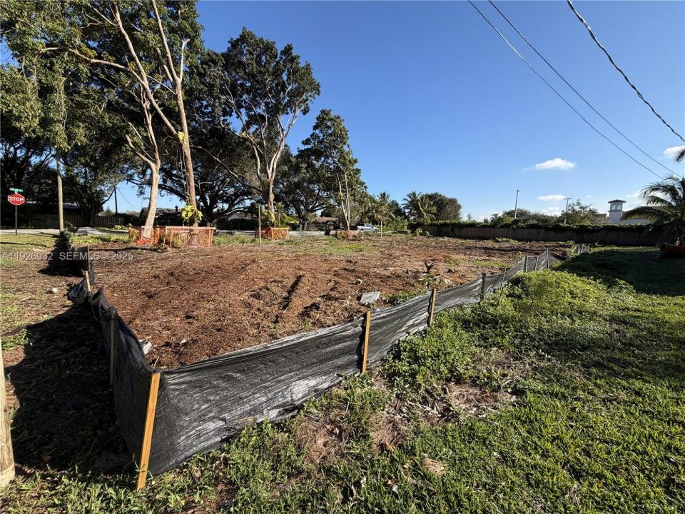 2830 NW 118th Ave, Plantation, Florida 33323