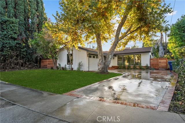 Allott Avenue, Valley Glen, Califórnia 91401, Estados Unidos