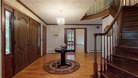 48 Saint George Court, Warwick, Rhode Island 02888, Estados Unidos