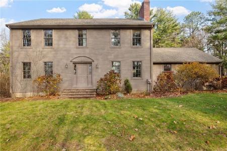 38 Clark Road, Smithfield, Rhode Island 02917, États-Unis