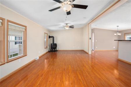 3 Blackbird Street, Tiverton, Rhode Island 02878, USA