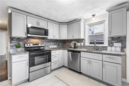 41 Gleason Street, Cranston, Rhode Island 02910, États-Unis