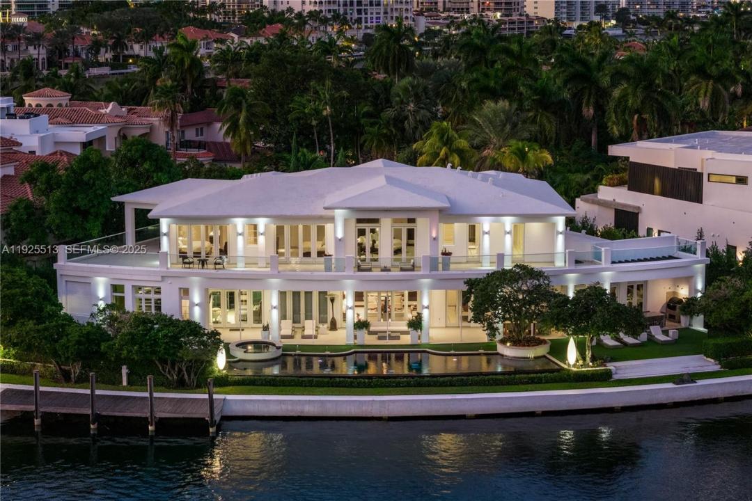 142 S Island Is, Golden Beach, Florida 33160, Amerika Birleşik Devletleri