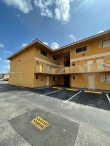 180 Royal Palm Rd 109, Hialeah Gardens, Floride 33016, États-Unis