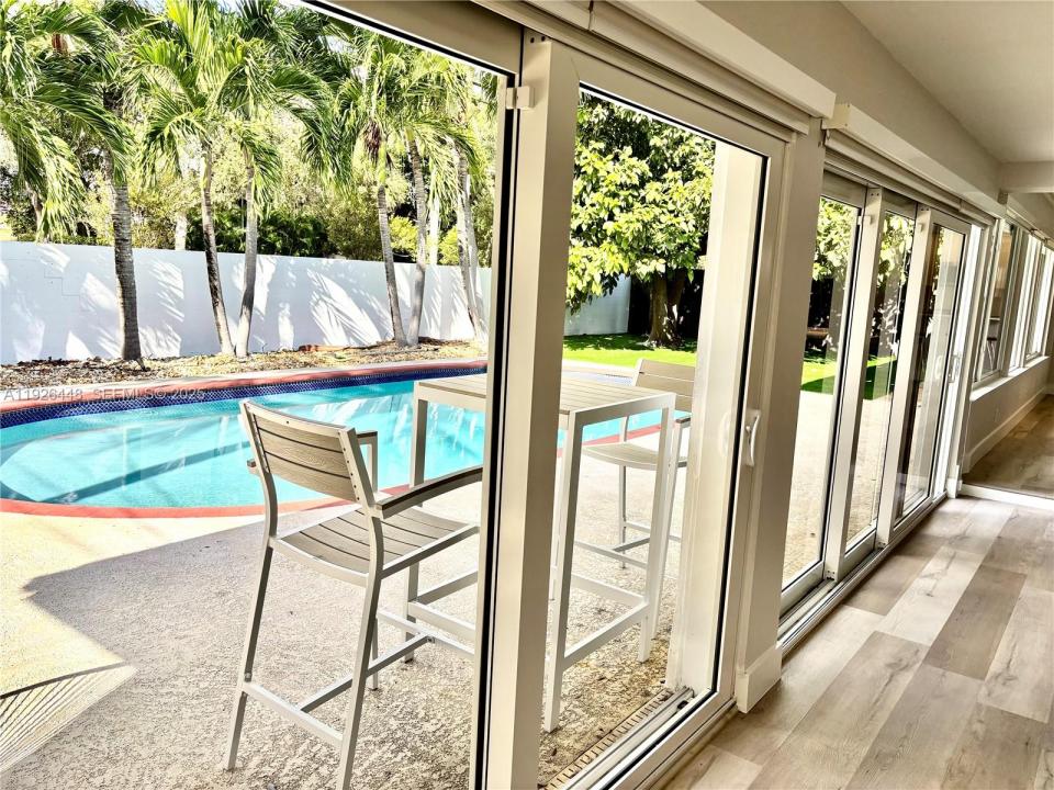 19340 NE 18th Ct, Miami, Floride 33179, États-Unis