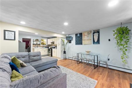 588 Manton Avenue, Providence, Rhode Island 02909, États-Unis