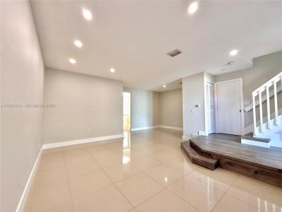 10866 NW 51st Ln, Doral, Florida 33178, USA