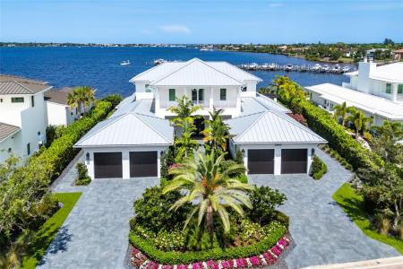 2842 SW Rivers End Way, Floridian National, Palm City, Florida 34990, Estados Unidos