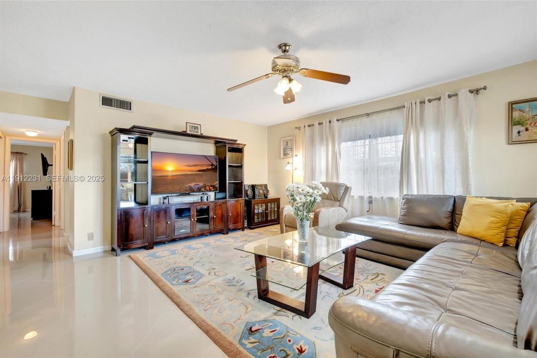 1943 Monroe St 310D, Hollywood, Floride 33020, États-Unis