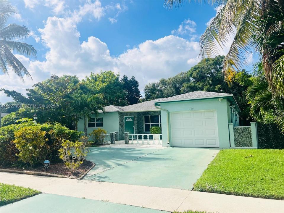 850 SW 50th Ter, Margate, Florida 33068