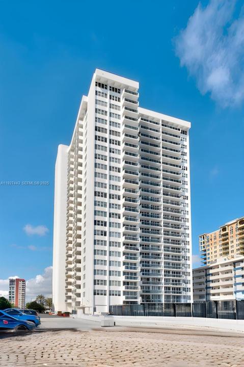 3140 S Ocean Dr 511, Hallandale Beach, Flórida 33009, Estados Unidos