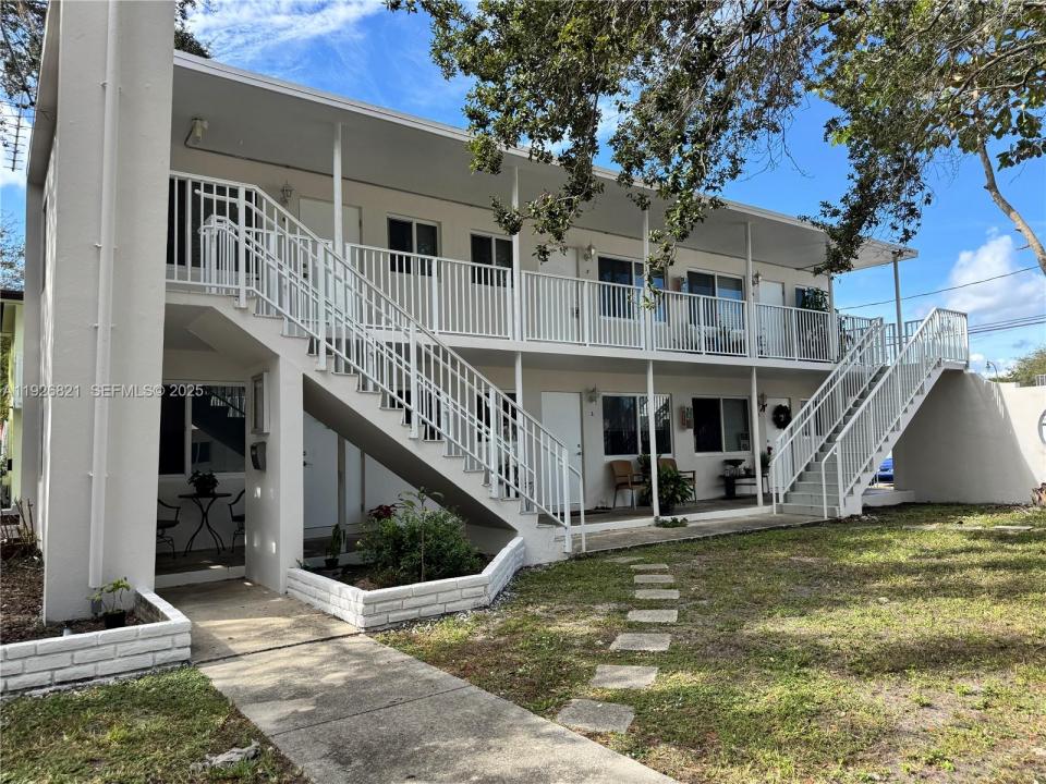 261 Hibiscus Dr 5, Miami Springs, Florida 33166, Estados Unidos