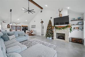 2011 County Road 1590, Alvord, تكساس 76225, الولايات المتحدة