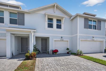 5746 SE Edgewater Cir, Stuart, Florida 34997, USA