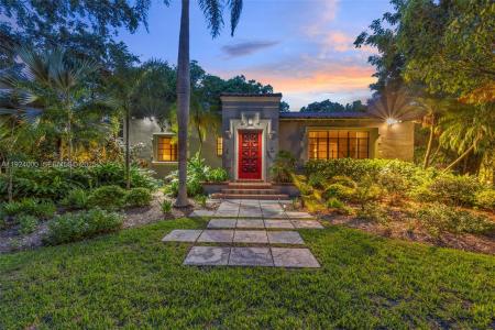 492 NE 55th St, Miami, Florida 33137, USA