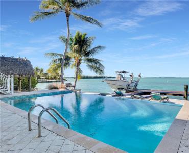 166 Bayview Drive, Islamorada, Florida 33036