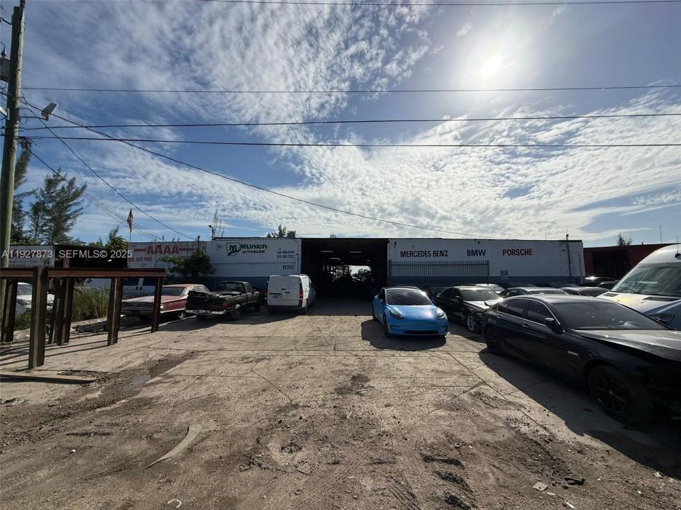 12755 Cairo Ln, Opa-Locka, Floride 33054, États-Unis