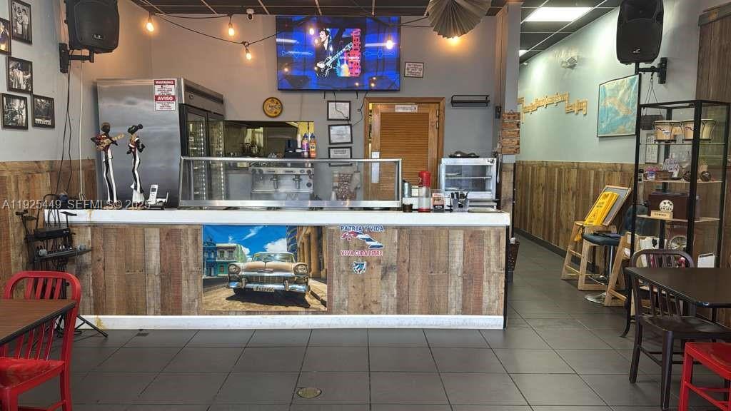 22069 S Dixie Hwy, Miami, Florida 33170, Stati Uniti
