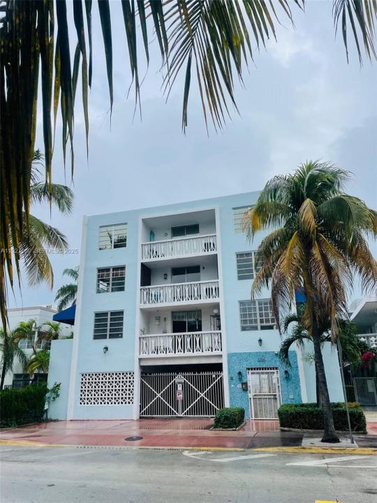 335 Collins Ave 302, Miami Beach, Floride 33139, États-Unis