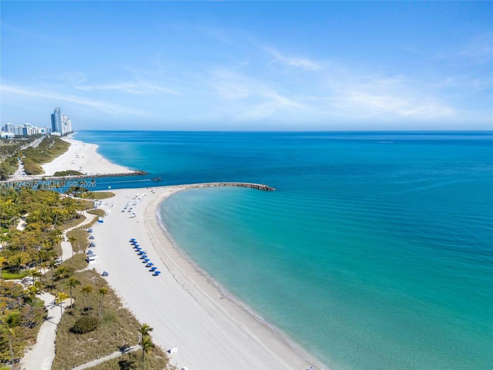 10225 Collins Ave 404, Bal Harbour, Floride 33154, États-Unis
