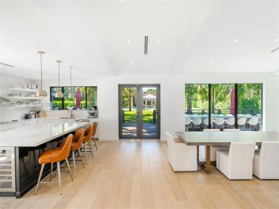 317 Bayberry Dr, Plantation, Florida 33317