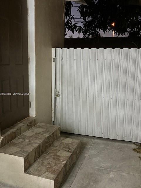 541 E 16th St B, Hialeah, Florida 33010