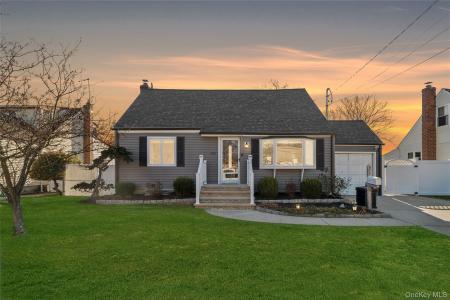 484 18th Street, West Babylon, New York 11704