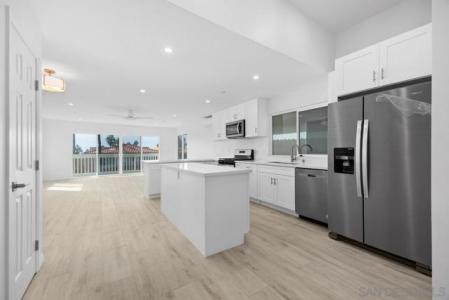 MANCHESTER AVENUE, Cardiff By The Sea, Kalifornia 92007, USA