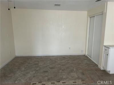 N Birch, Rialto, California 92376