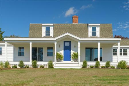 32 Arrowhead Drive, Tiverton, RI 02878, USA