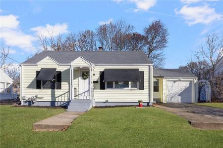 17 Loring Street, Cranston, RI 02920, USA