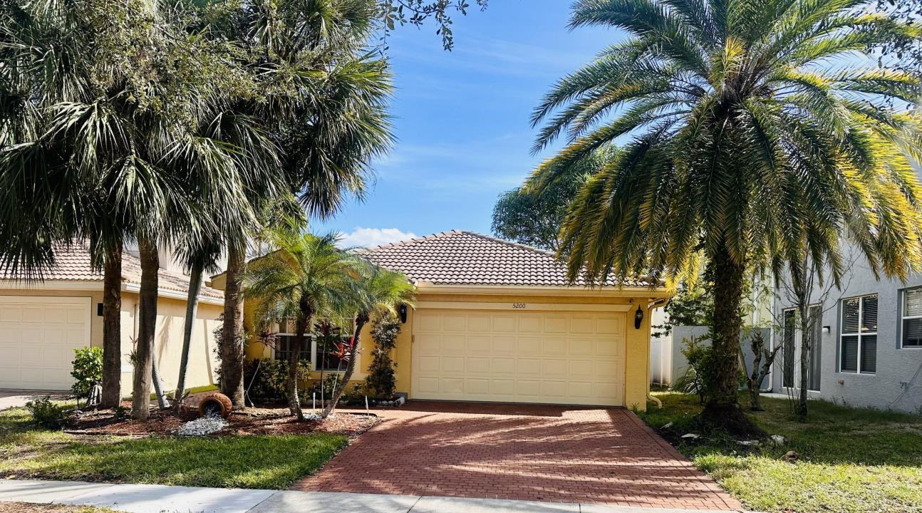 5200 Rising Comet Lane, NAUTICA ISLES, Greenacres, Florida 33463