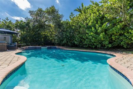 12300 NE Miami Ct, North Miami, Florida 33161, USA