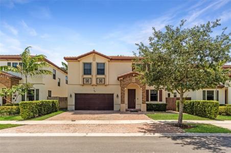 724 SE 37th Ave, Homestead, Florida 33033, USA