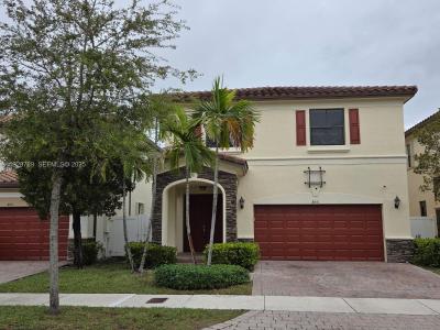 8841 W 34th Ct, Hialeah, Florida 33018